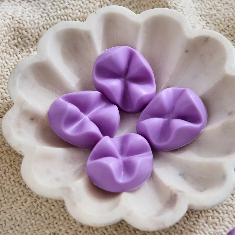 Bolsius 6-Piece Lavender Scented Wax Melt Set - 106 gm - Image 3