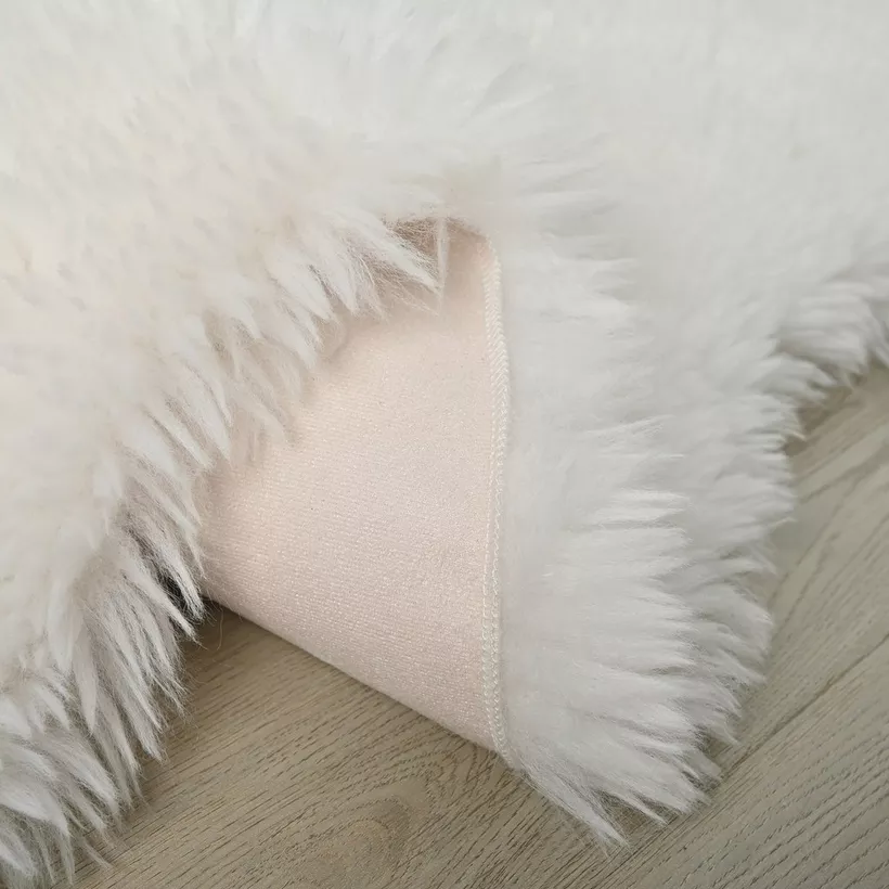 Royal Supersoft Shaped Shaggy Rug - 75x125 cm - Image 2