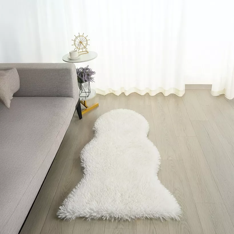 Royal Supersoft Shaped Shaggy Rug - 75x125 cm - Image 3