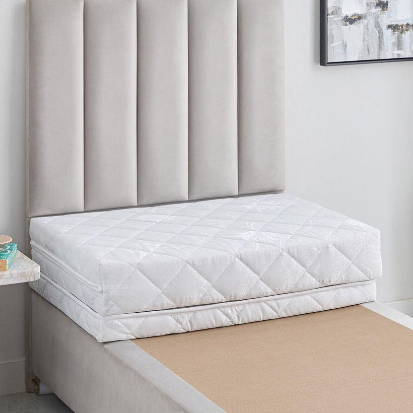 Luno Como Medicated Trifold Firm Rebonded Foam Single Mattress - 90x180x7 cm - Image 4