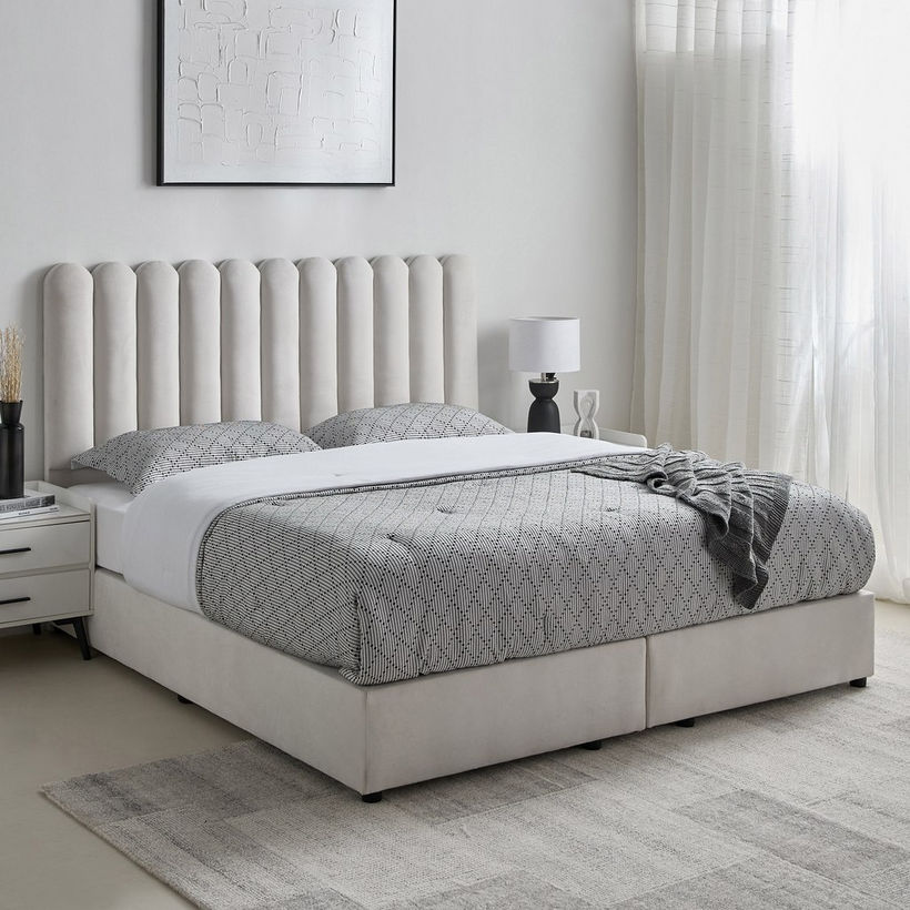 Movo Curvy Brooks Upholstered Queen Bed - 160x200 cm - Image 10