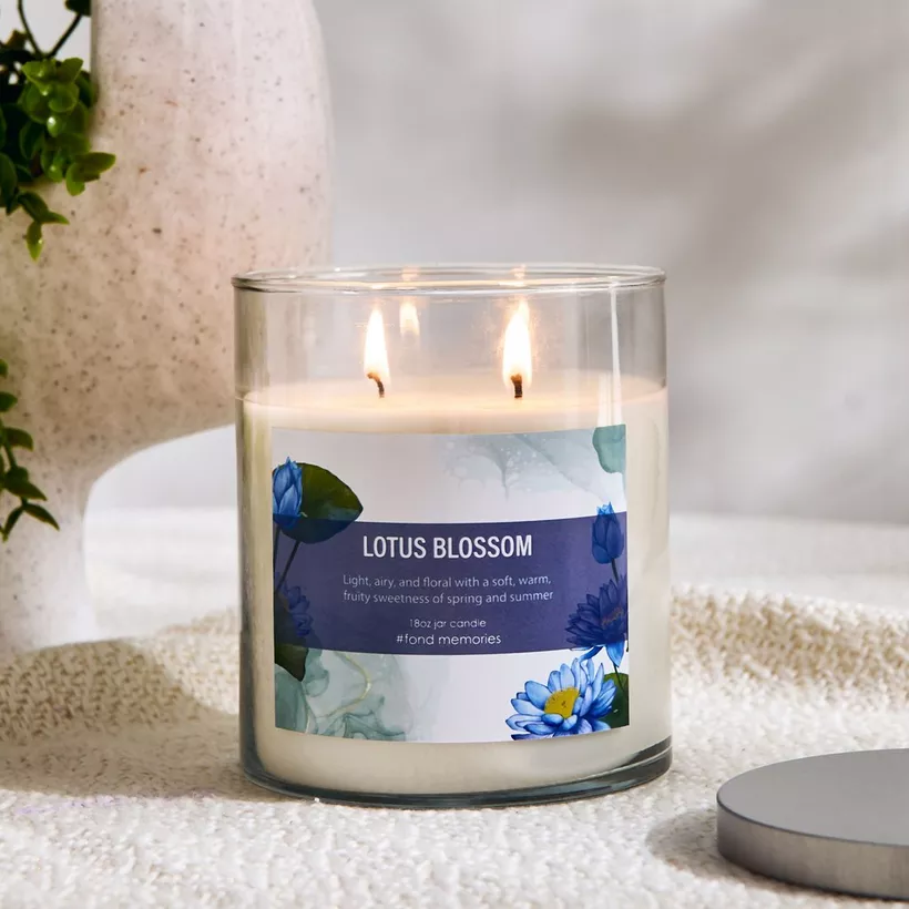 Aure 18oz Glass Jar Candle with Metal Lid - 10.7x13.2 cm - Image 3