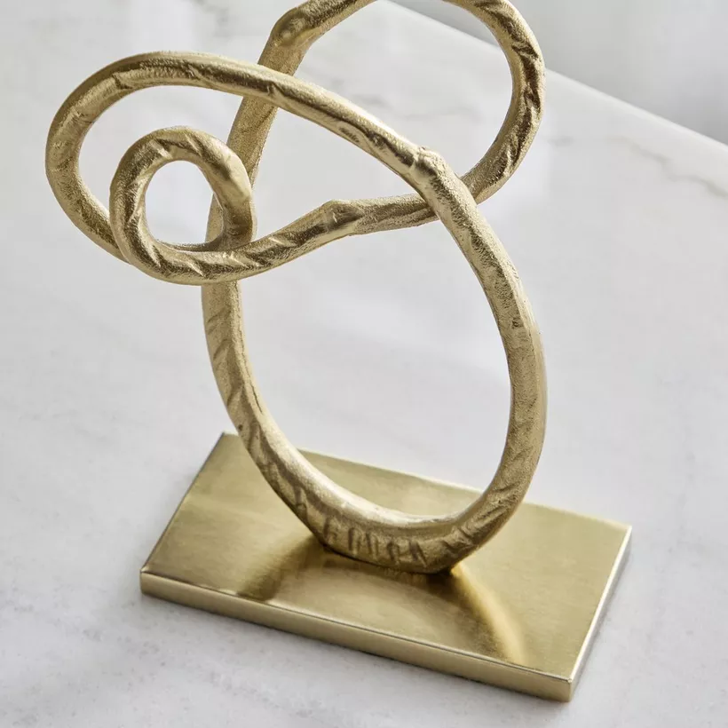Avya Aluminium Modern Knot Abstract Sculpture with Metal Base - 17x9x27 cm - Image 3