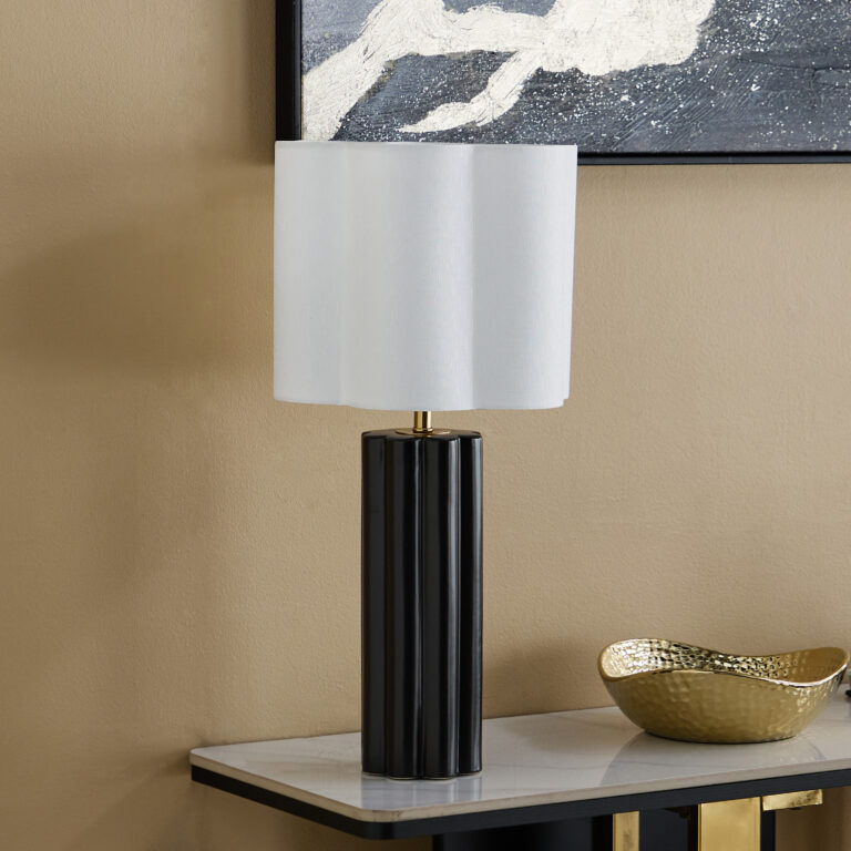 Rollins Caskey Ceramic Table Lamp With Scallop Shade - 30x57 cm