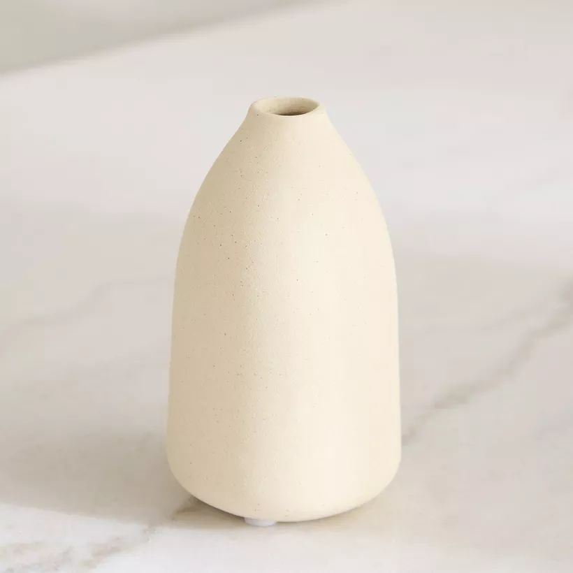 Sansa Roma Ceramic Bud Vase - 5x7.5x12 cm - Image 3
