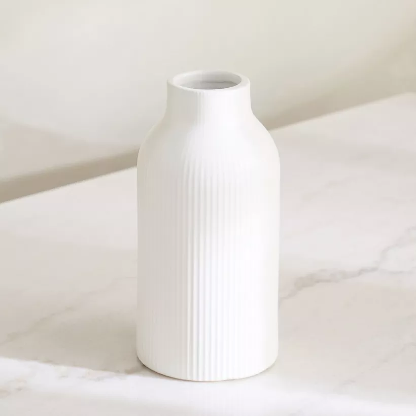 Sansa Roma Ceramic Vase - 12.3x12.3x25.5 cm - Image 3