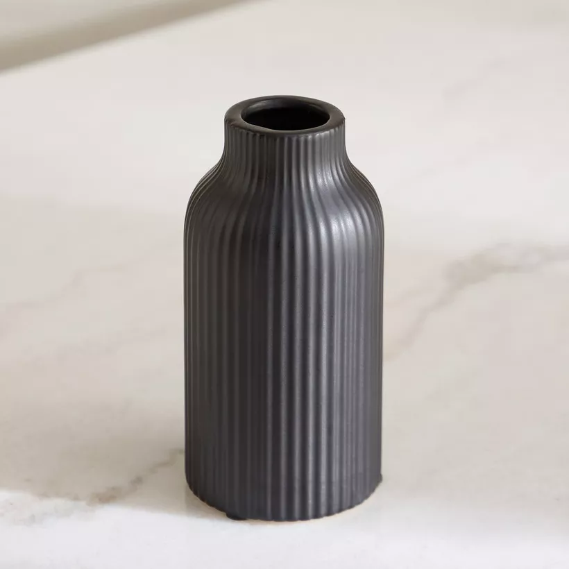 Sansa Roma Ceramic Vase - 7.5x7.5x15 cm - Image 3