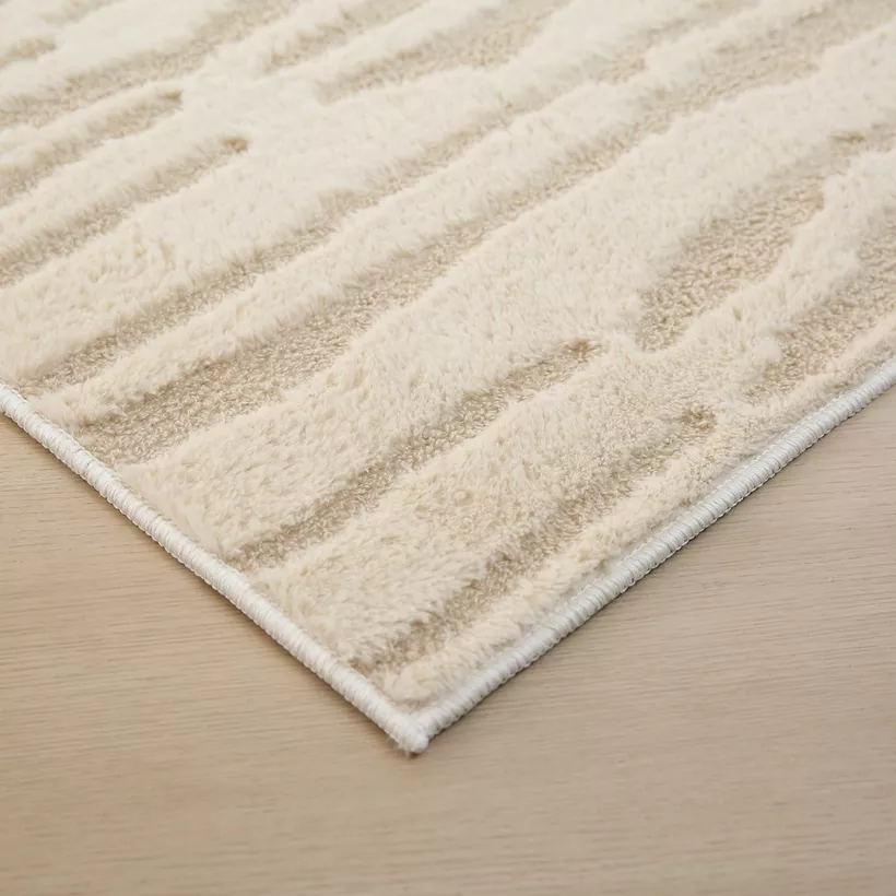 Zara Donel Jacquard Rabbit Fur Rug - 200x300 cm - Image 5