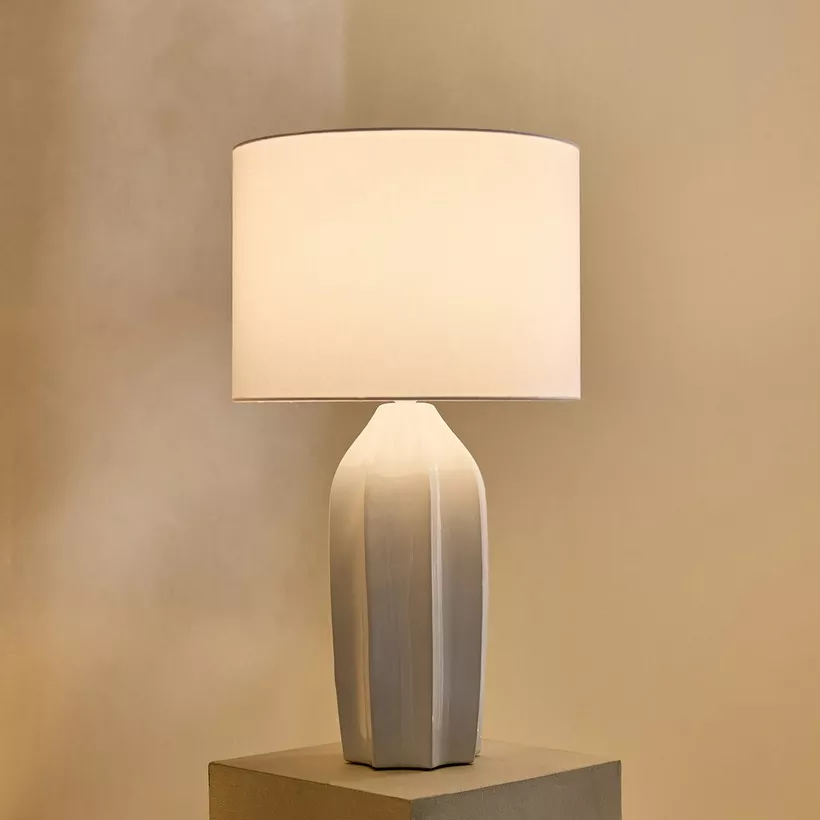 Nash-Zoe Big Size Ceramic Table Lamp with Linen Shade - 18x65 cm - Image 3