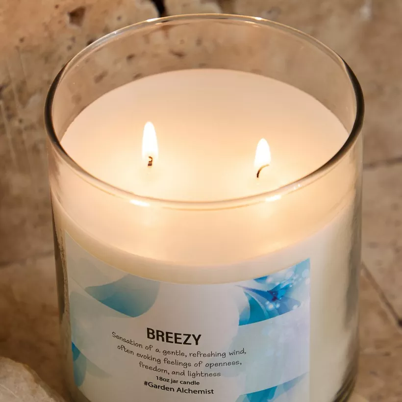 Aure Breezy Fragrance Jar Candle with Metal Lid - 510 g - Image 4