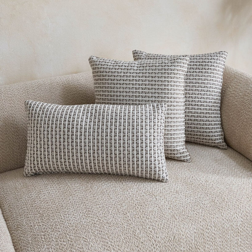 Scallop 3-Seater Fabric Sofa with 3 Cushions - Image 5