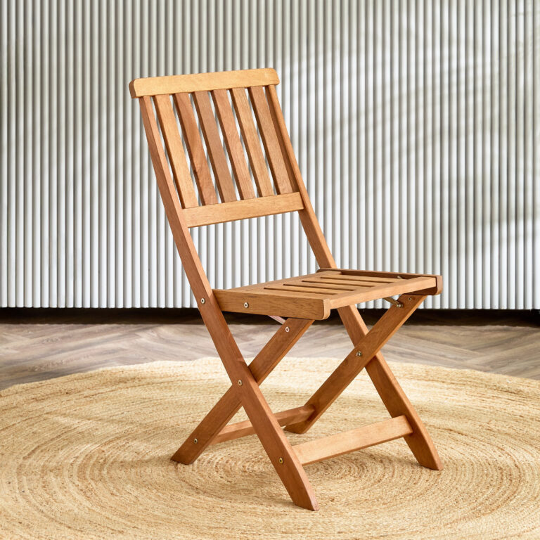 Vera Bahama Solid Wood Outdoor Foldable Chair