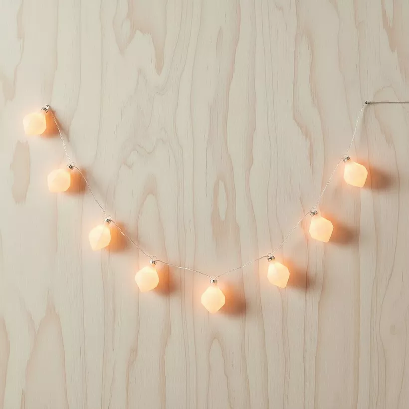 Elio 8 Warm White Glass Diamond Shape LED String Light with Timer - 1 Meter - Image 3
