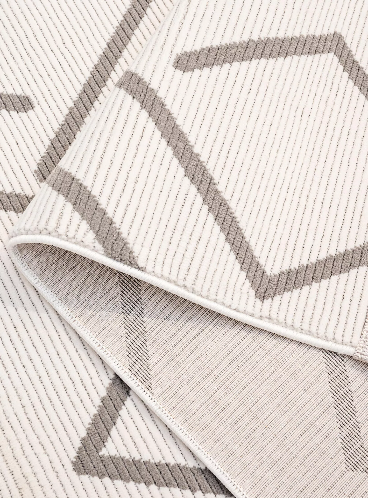 Martil Rug - 230x160 cm - Image 3