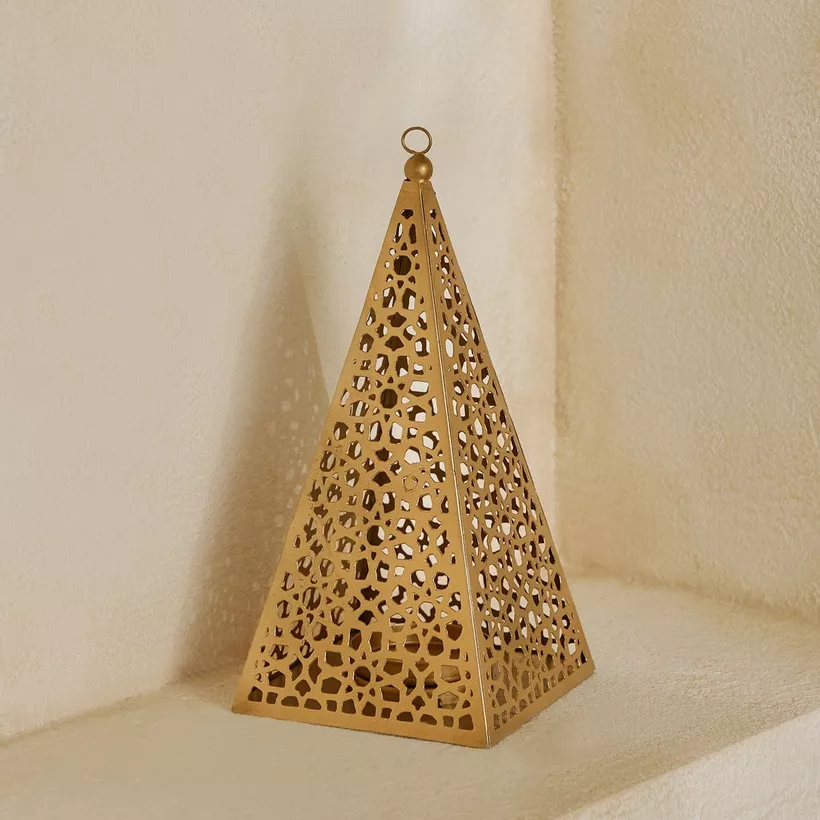 Arabesque Zaynah Metal Cutwork Candleholder - 15x15x28 cm - Image 5