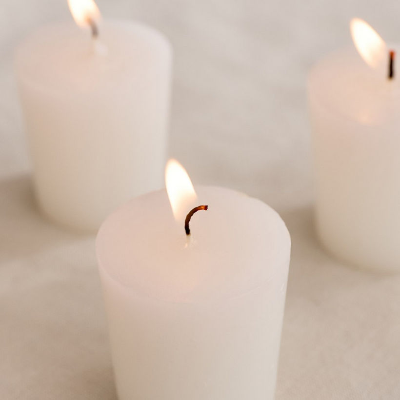 Qara Vanilla Jasmine Scented Votive Candle - Set of 4 - Image 4