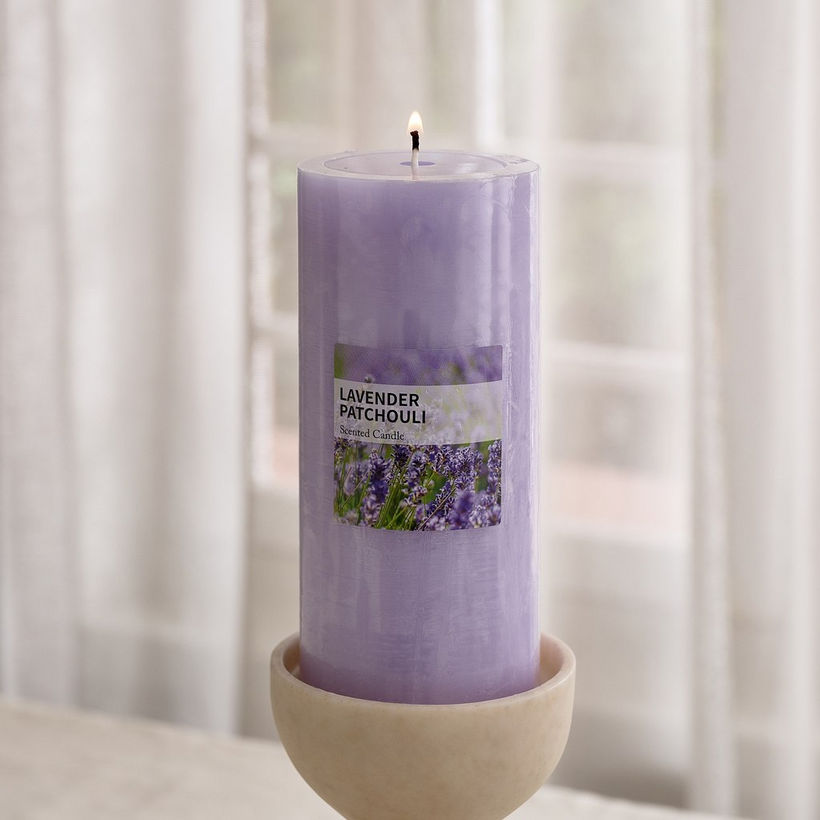 Qara Lavender Patchouli Pillar Candle - 6.8x15 cm - Image 3