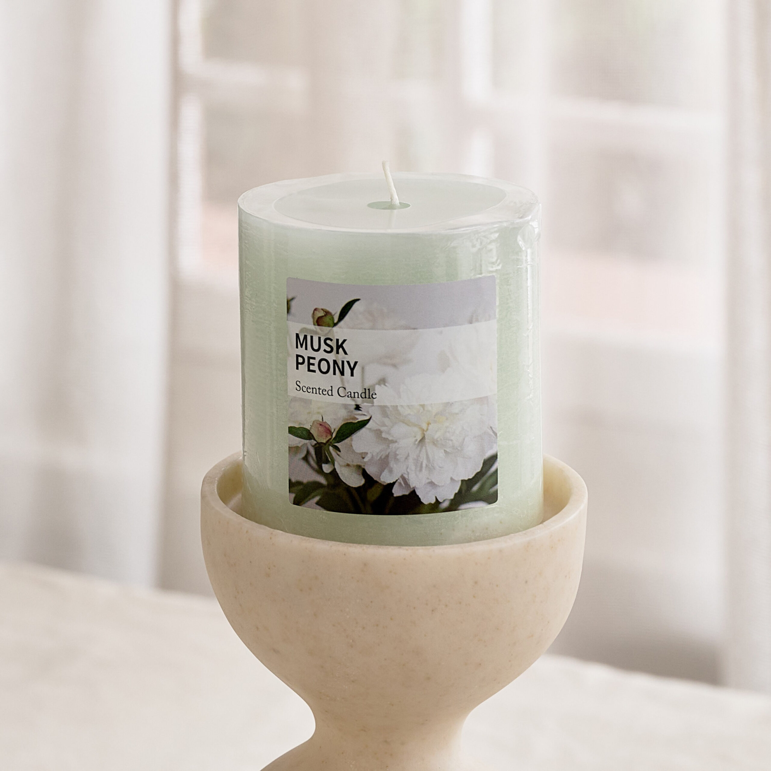 Qara Musk Peony Pillar Candle - 6.8x7 cm