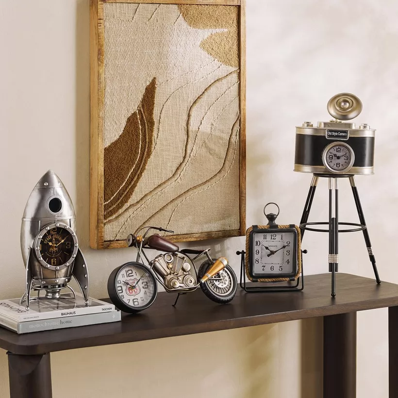 Maverick Vintage Rocket Table Clock - 19.5x13x33.5 cm - Image 5