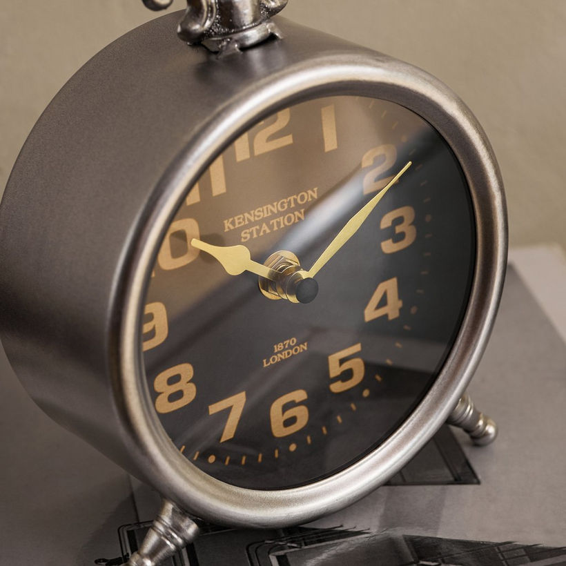 Maverick Vintage Round Table Clock - 13x6x19 cm - Image 9
