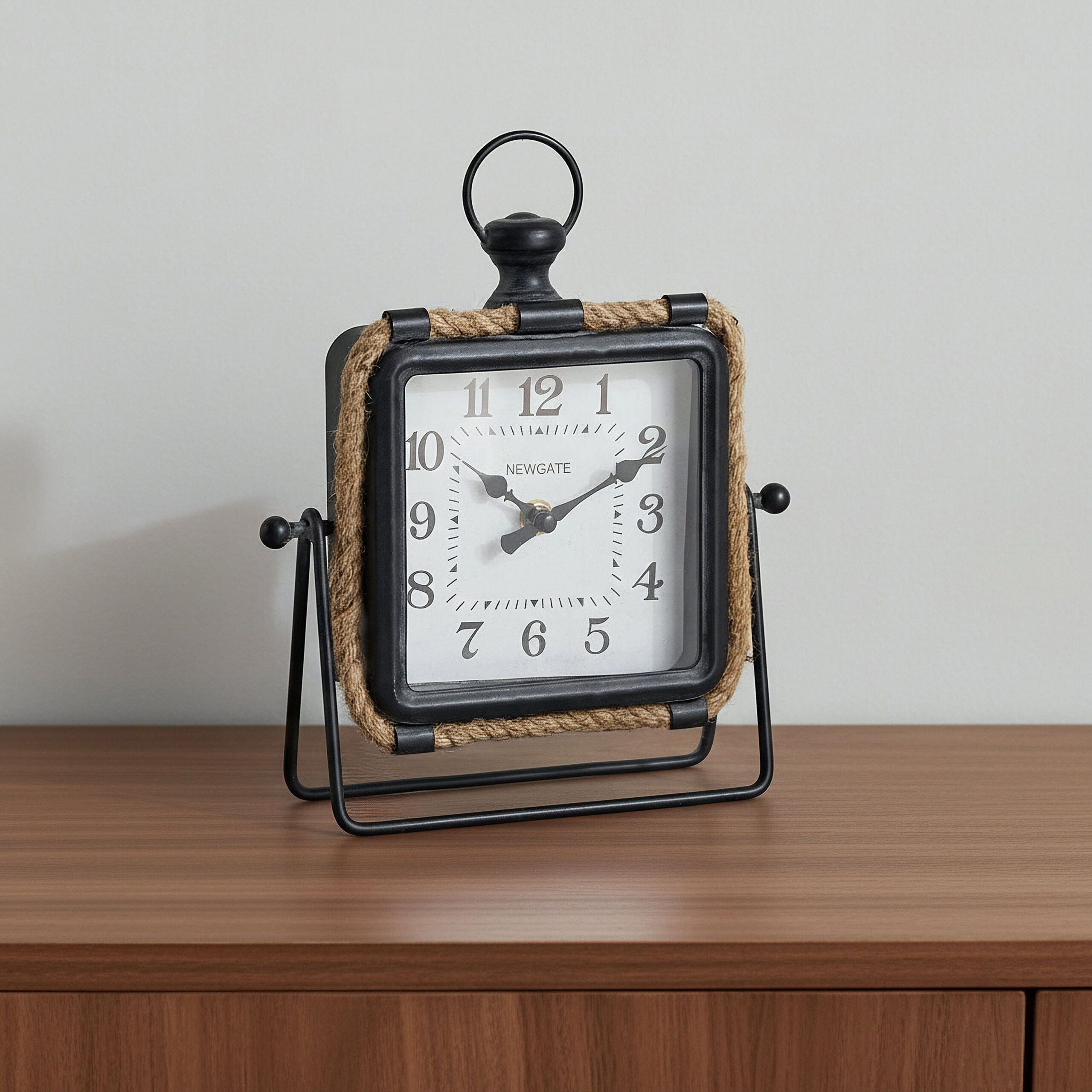 Maverick Vintage Table Clock with Rope - 20x6x24 cm