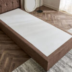 Curvy Chester Single Upholstered Bed - 90x200 cm