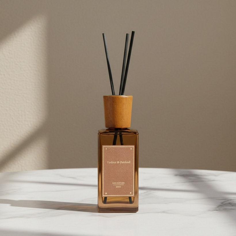 Nuvori Scentelier Verbena and Patchouli Reed Diffuser - 200 ml - Image 3