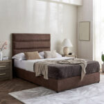 Curvy Linear Upholstered Queen Bed - 160x200 cm