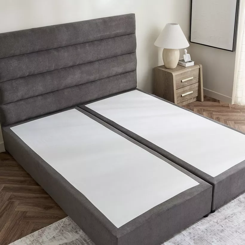 Curvy Linear King Upholstered Bed - 180x200 cm - Image 7