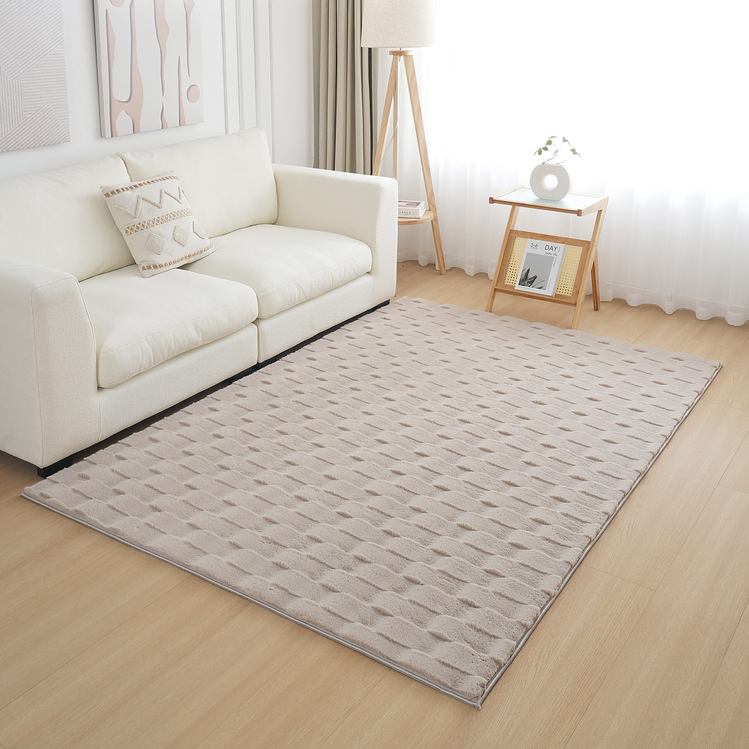 Zara Soro Jacquard Rabbit Fur Rug - 150x220 cm