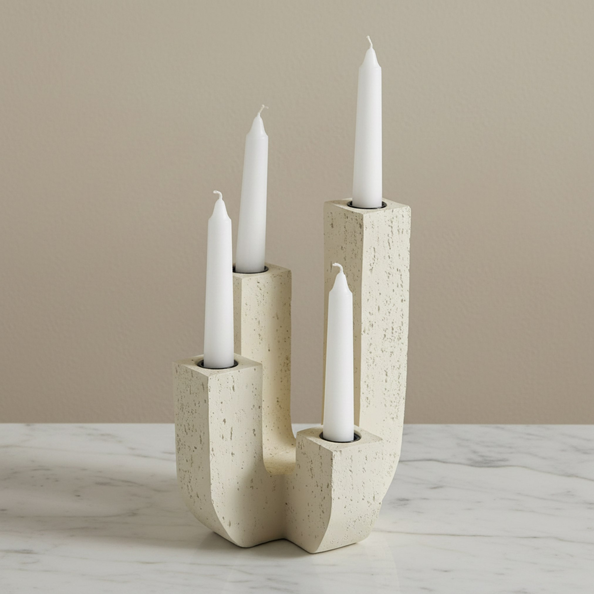 Whyton Saga Decor Polyresin 4-Arm Taper Candleholder - 19x17.5x24.5 cm