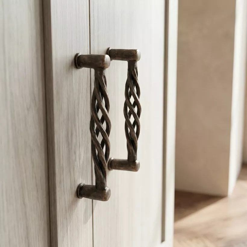 Angelic 26-Pair Shoe Cabinet - Image 5