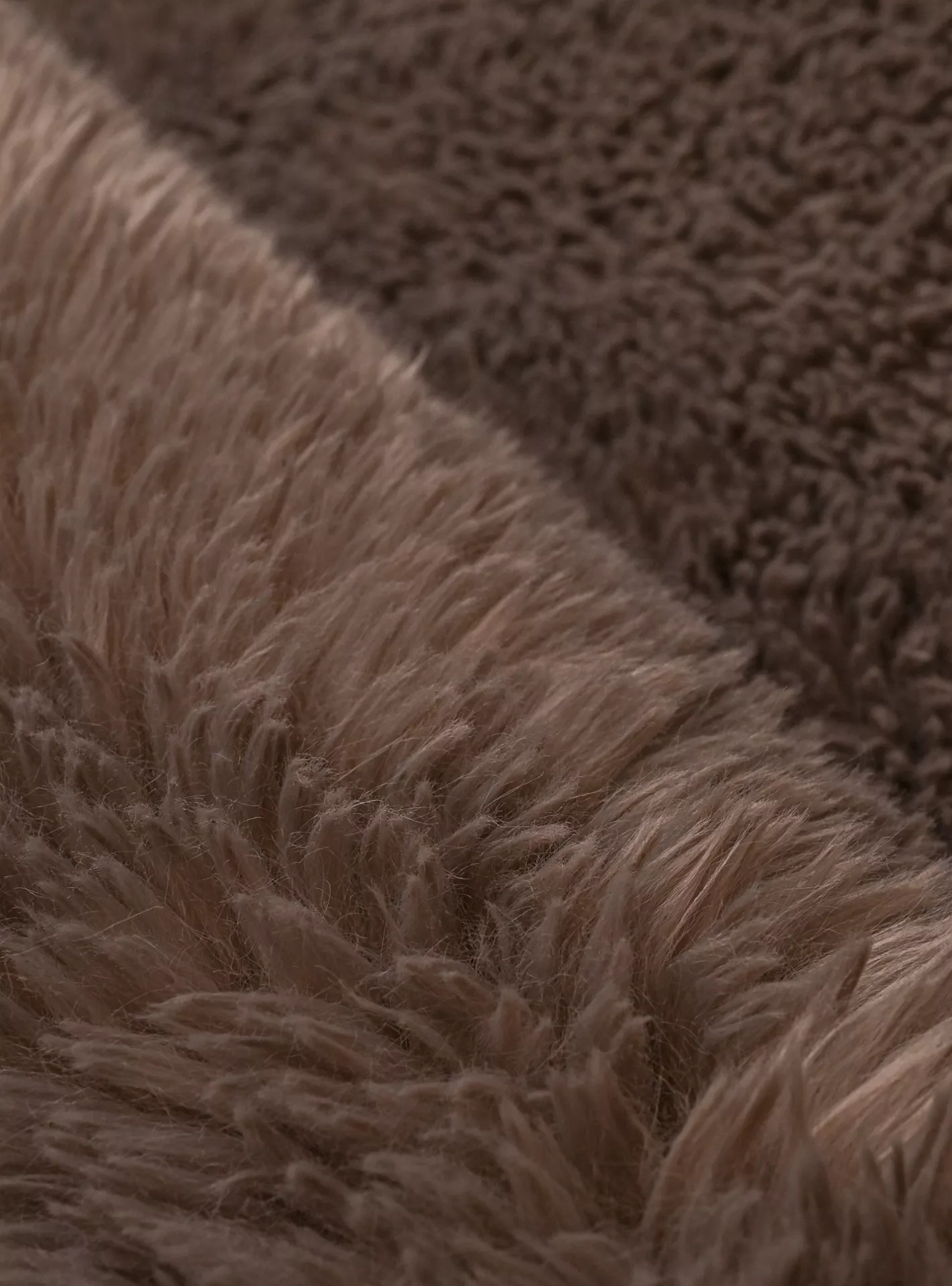Frizzy Tie Dyed Faux Rabbit Fur Rug - 230x160 cm - Image 3