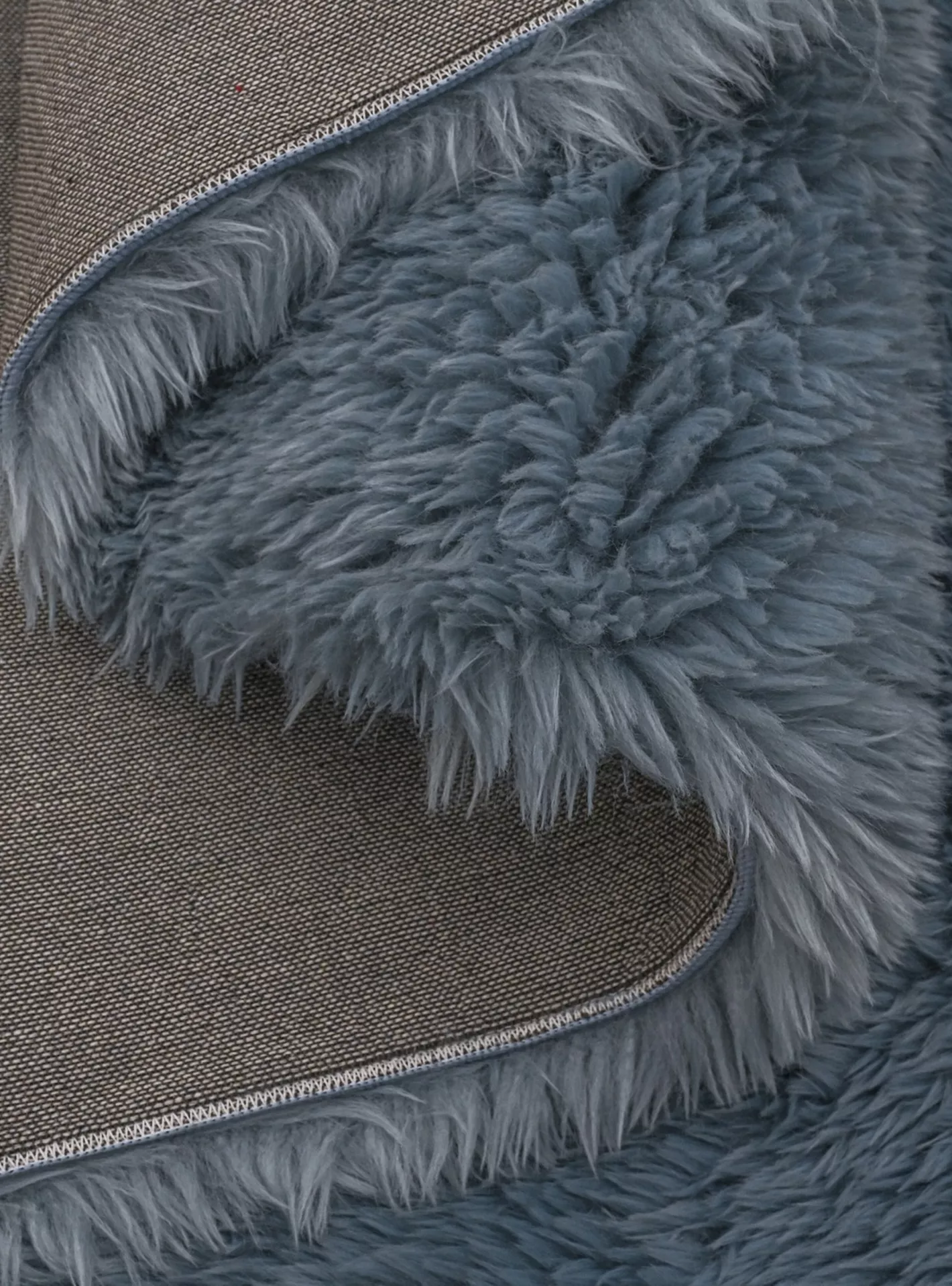 New Faux Rabbit Frizzy Tie Dyed Rabbit Fur Rug - 300x200 cm - Image 4