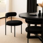 Round Upholstered Boucle Dining Room Chair Mid-Century Modern Kitchen Chairs Curved Backrest Chairs for Dining Room Black Metal Legs