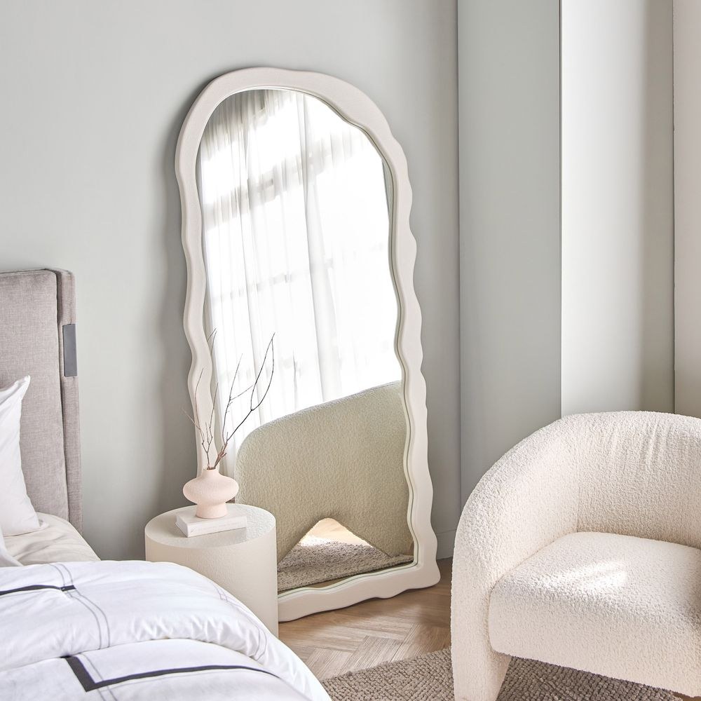 Design Box Ripple Frame Mirror- Ivory - Image 3