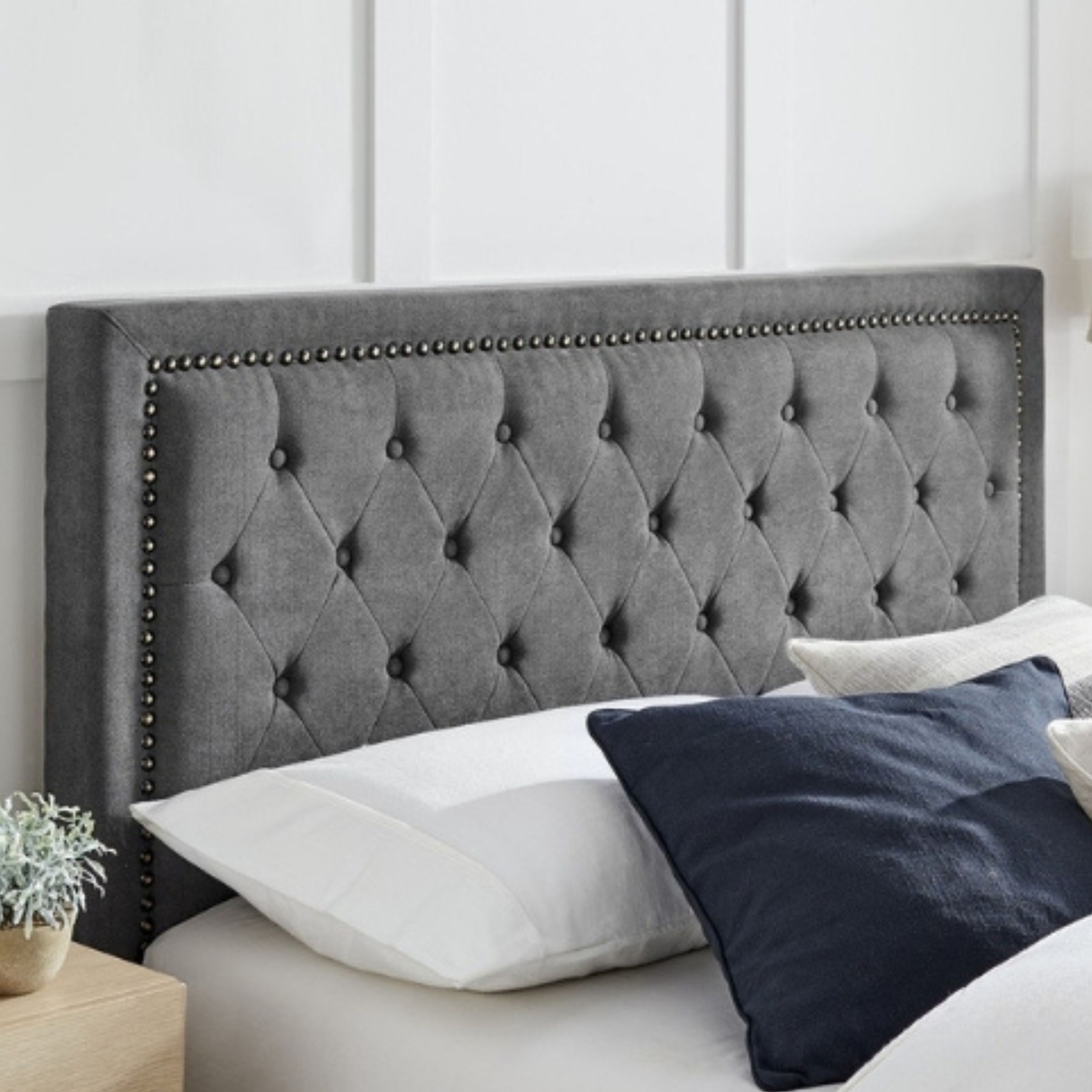 Dreamy Retreat Tufted Upholstered King Size Bed (180 X 190 CM) Grey Color - Image 3