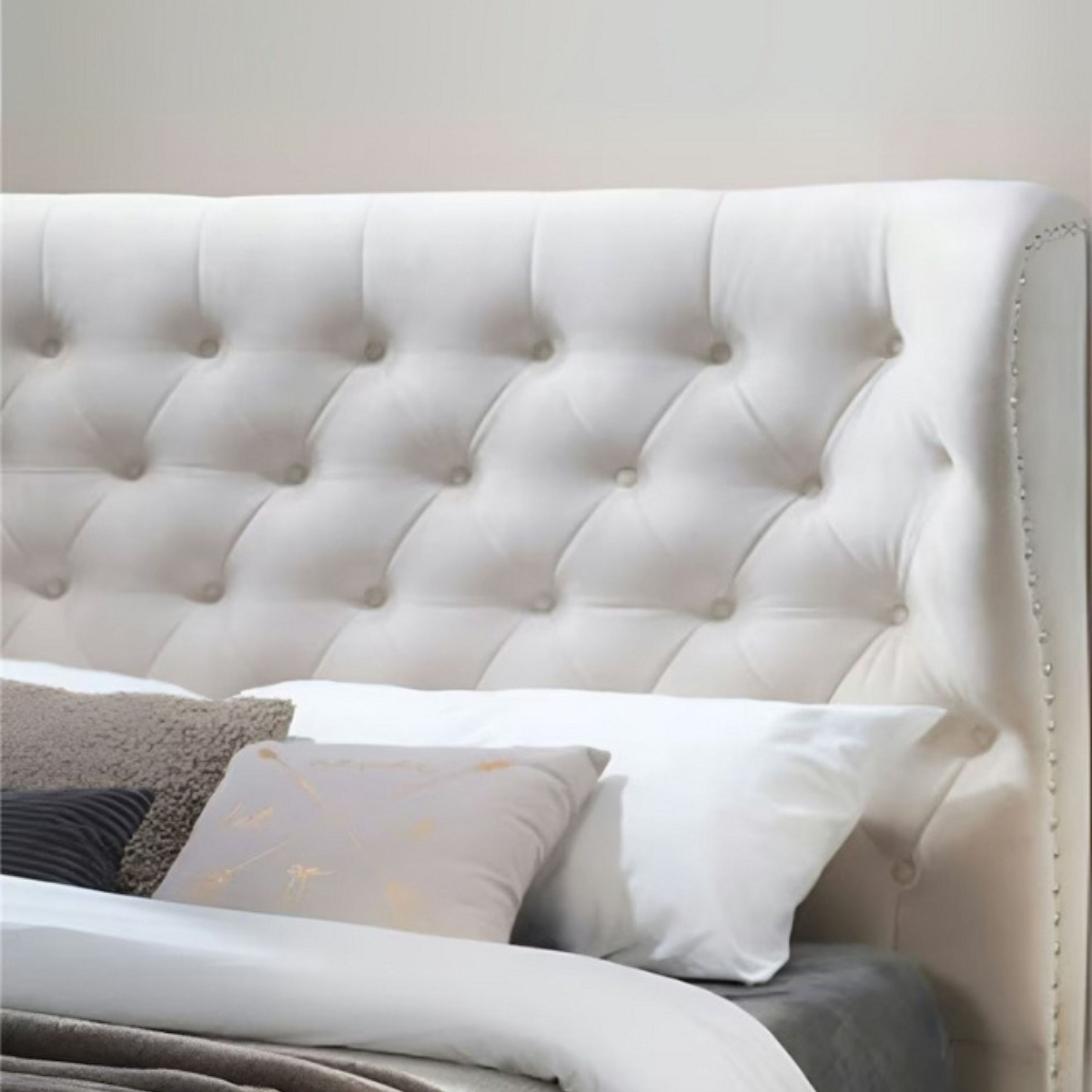 Majestic Dreams Tufted Upholstered Queen Size Bed (160 X 190 CM) White Color - Image 2