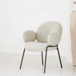 Italian Design Soft Comfort Boucle Dining Chair with Black Legs Modern Stylish Accent Chair for Elegant Living Rooms