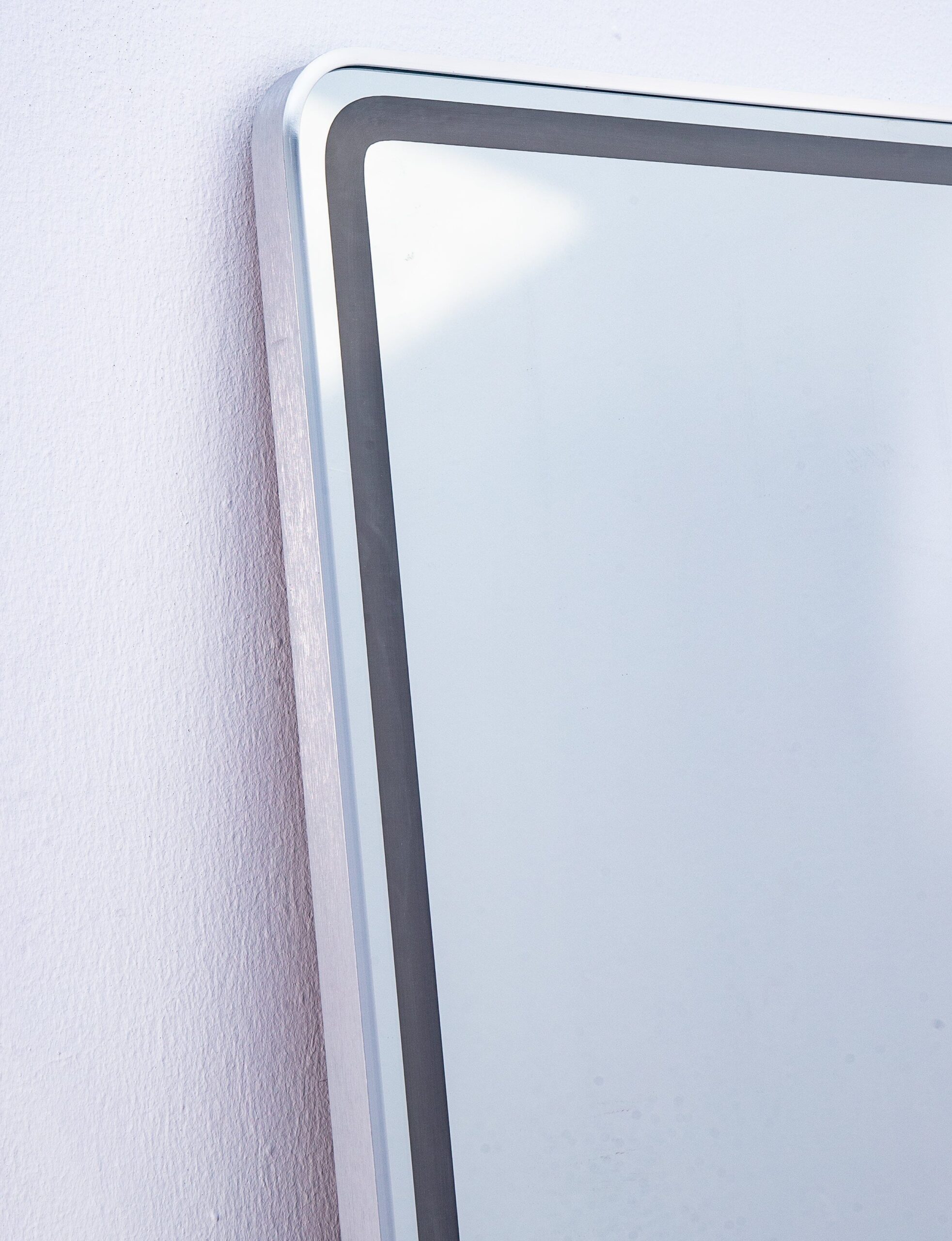 Kayla Silver Full Frame LED Rectangle Mirror - Image 4