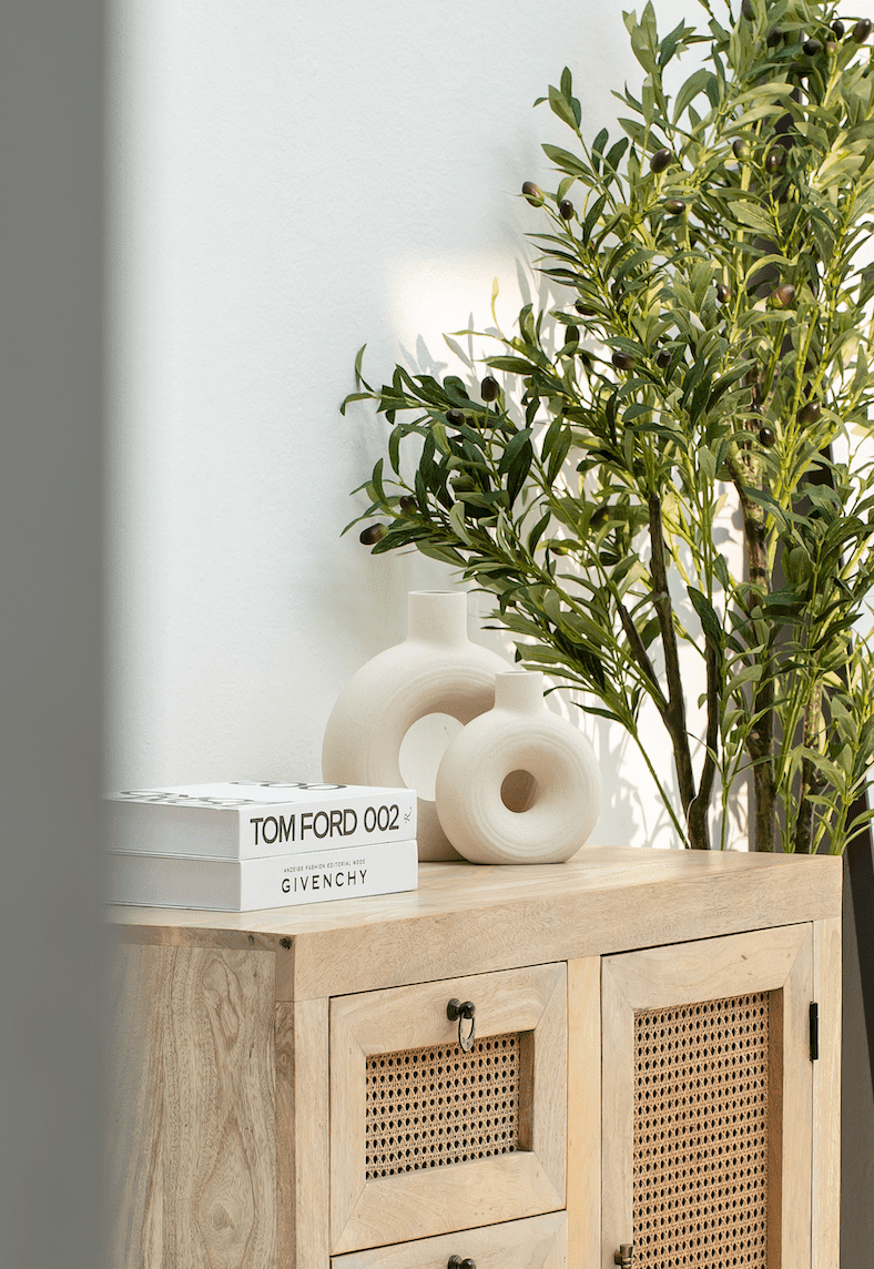 Ceramic Creamy Loop Vase - Image 4