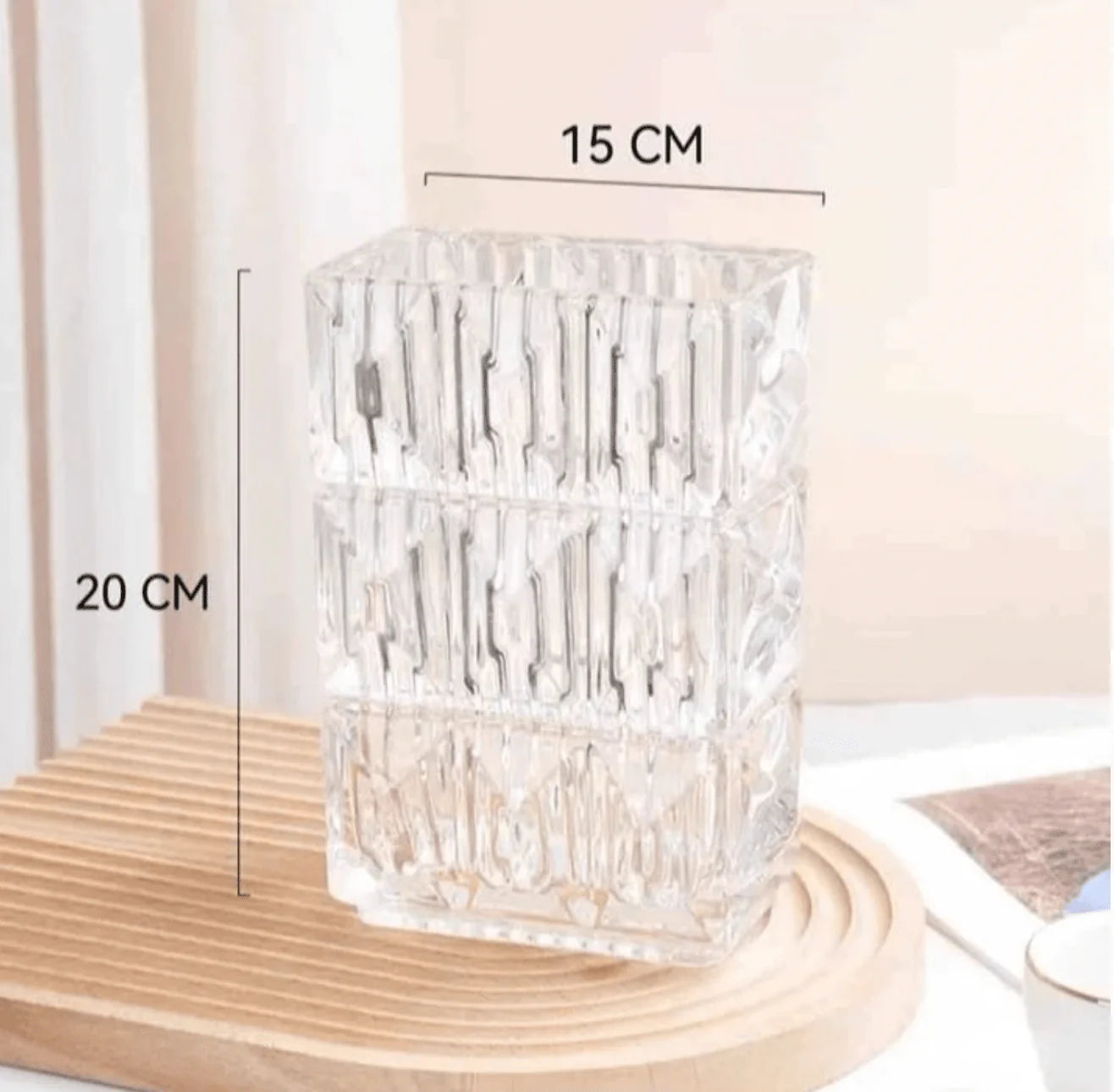 Transparent Glass Rectangle Vase - Image 2