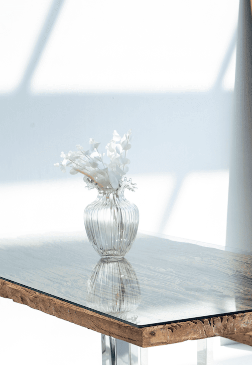Transparent Wave Glass Vase - Image 4