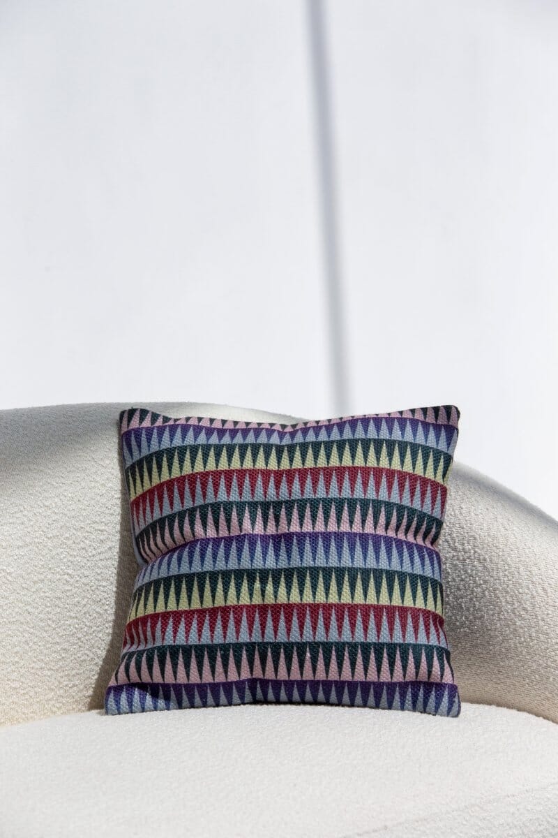 Triangular Multi-Colored Polyester Cushion Cover (45x45CM) - Image 3