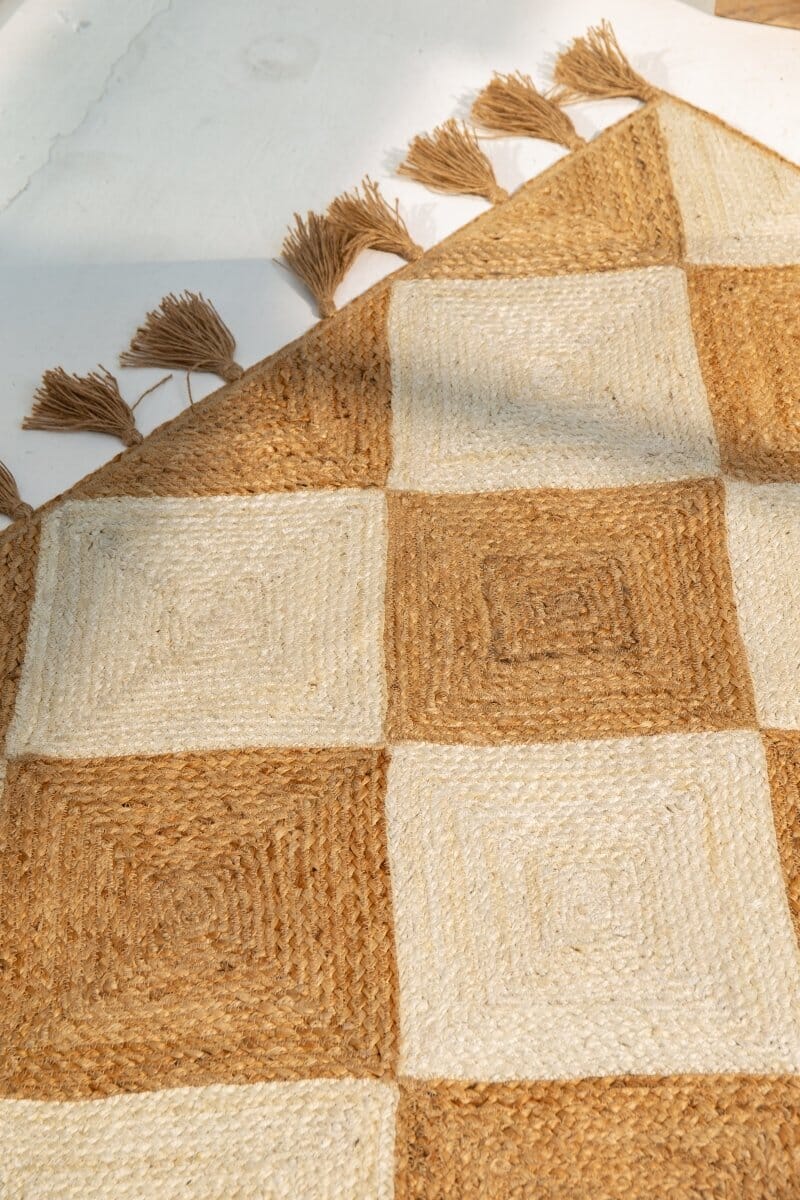 Lozenge Bleach - Natural Jute Rug - Image 3