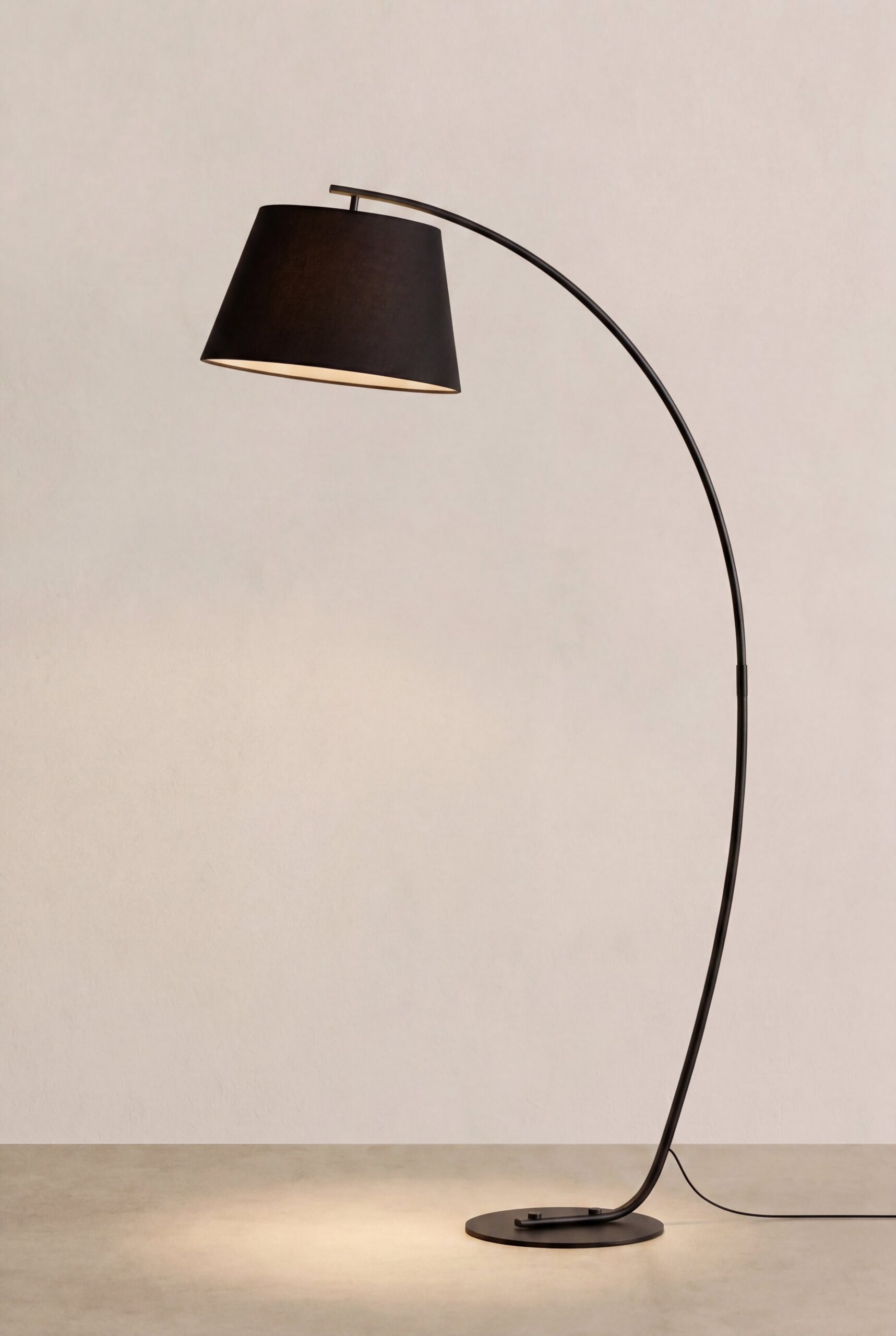 Miley Arched Fishing Floor Lamp (180 CM)
