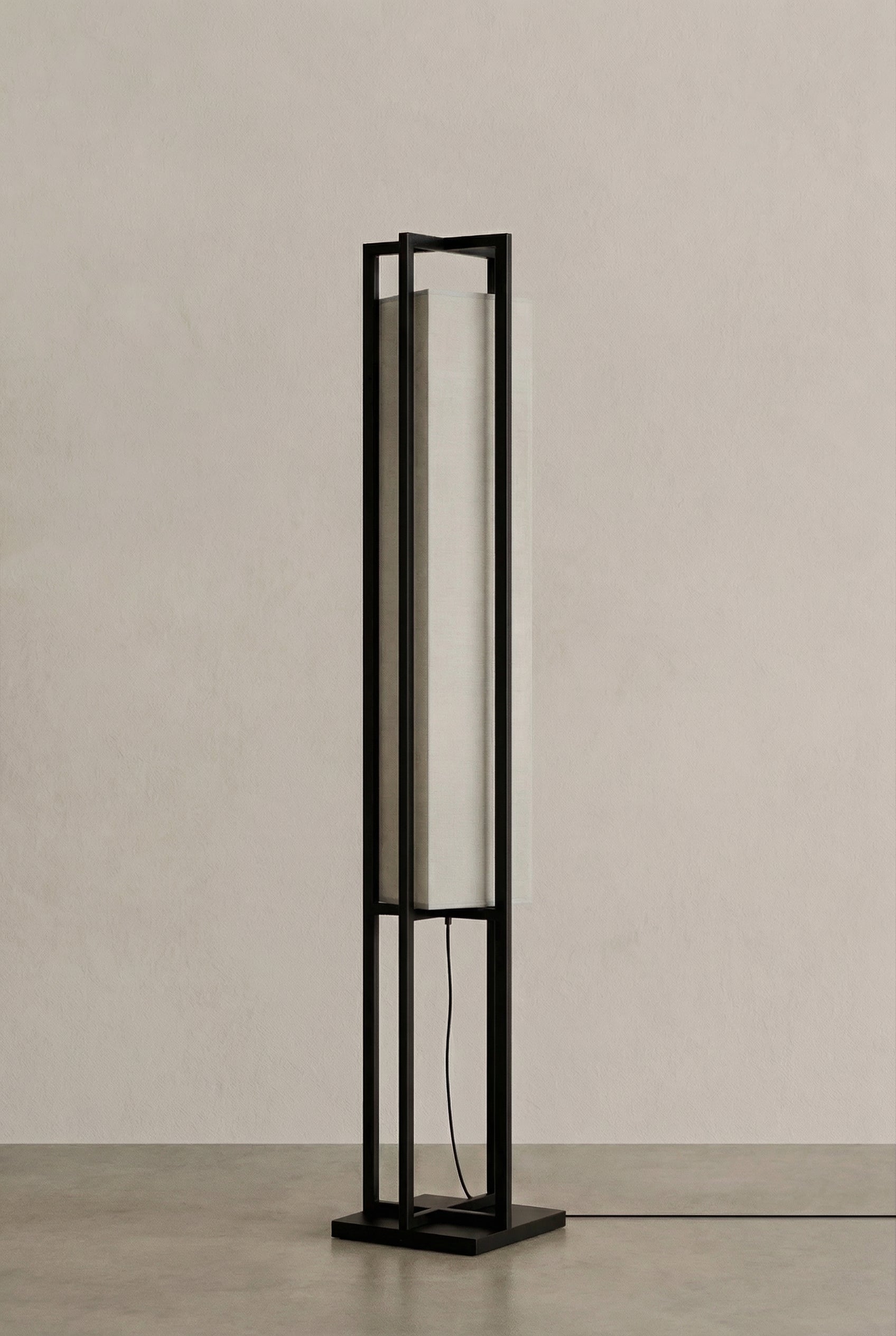 Japanese Retro Black Frame Floor Lamp - Image 2