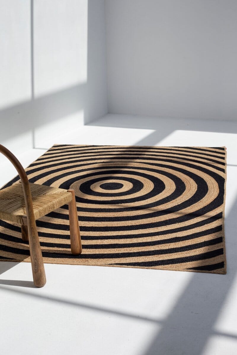 Spiral Harmony - Black and Natural Braided Jute Rug