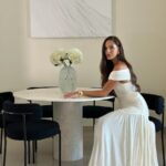 Pelagia Oryx Marble Round Dining Table