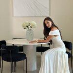 Pelagia Oryx Marble Round Dining Table
